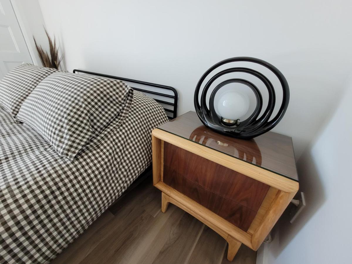 Condo Mid-Century Modern Style - Pool/Terrace Κεμπέκ Εξωτερικό φωτογραφία