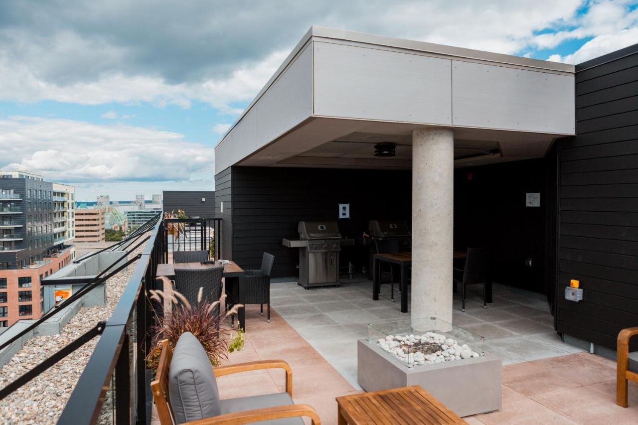 Condo Mid-Century Modern Style - Pool/Terrace Κεμπέκ Εξωτερικό φωτογραφία